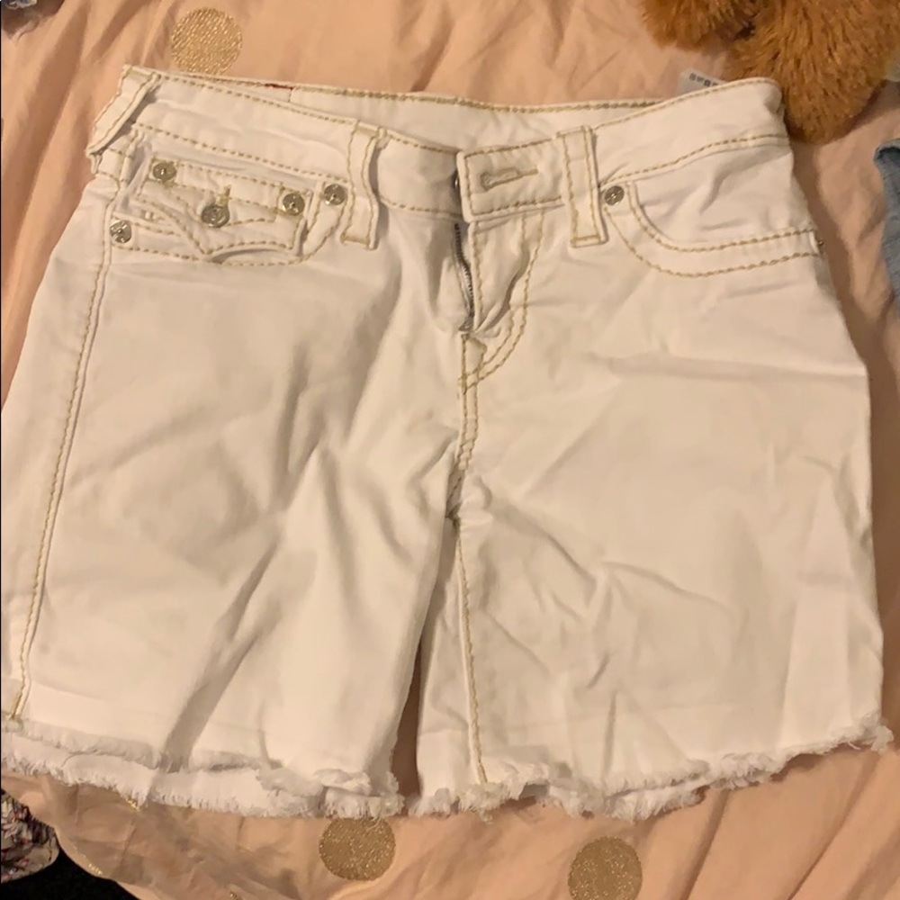white jean short